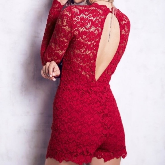 FREE PEOPLE x NIGHTCAP Red Dixie Lace Playsuit - Picture 2 of 7